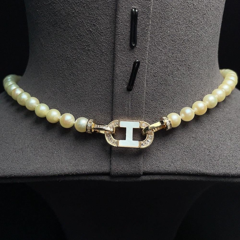 Seawater Pearl Necklace Color Origin Undetermined Non-Gold Total Item Weight Approximately 26.52g Size About 6.2mm
