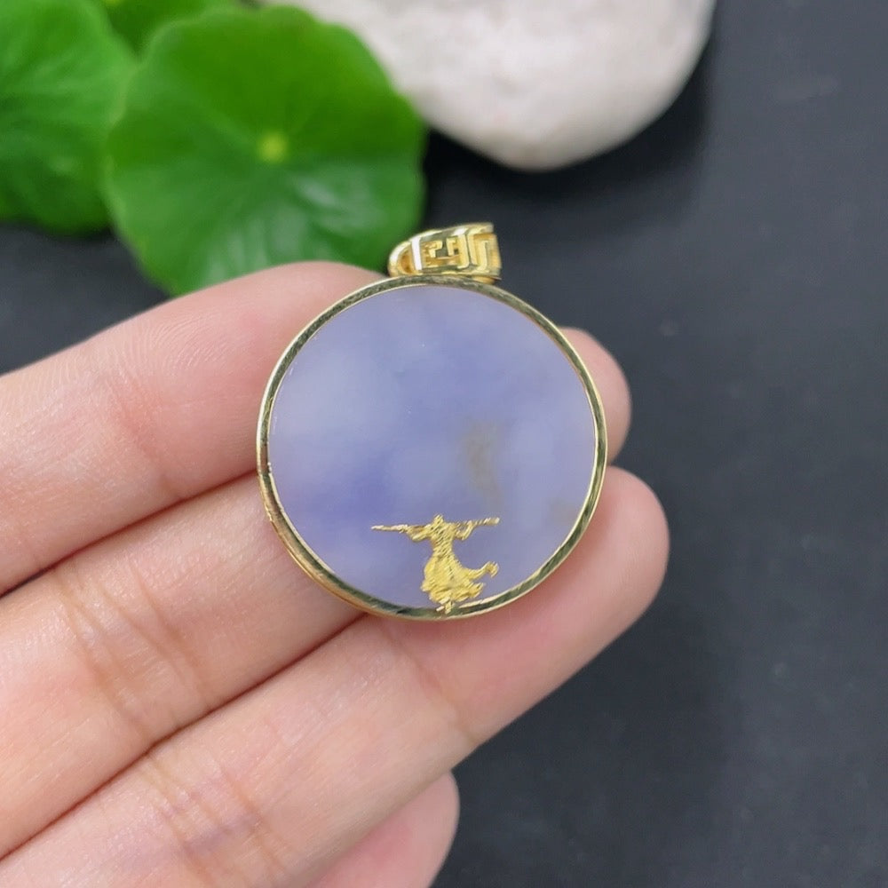 Jadeite plain pendant necklace with 18k gold setting, weighing approximately 6.85g, featuring a smooth, polished jadeite stone.