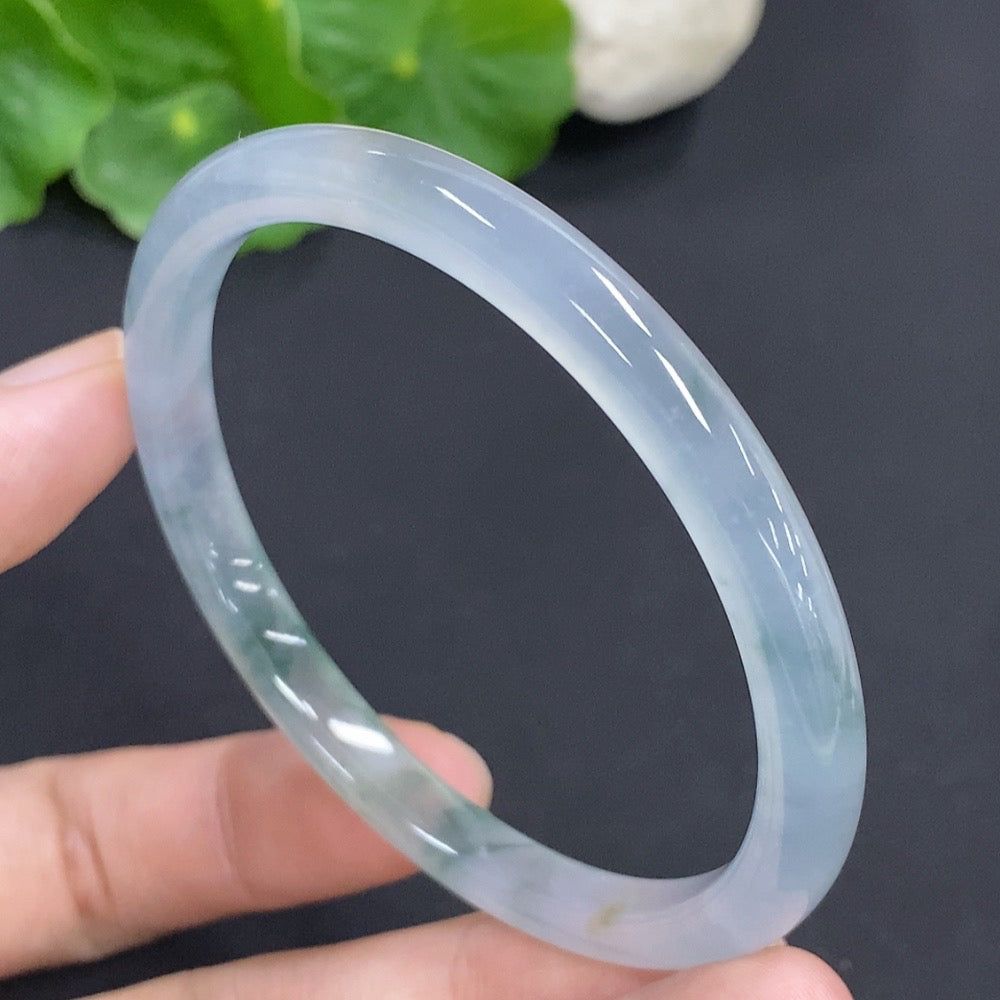 Jadeite Round Bangle