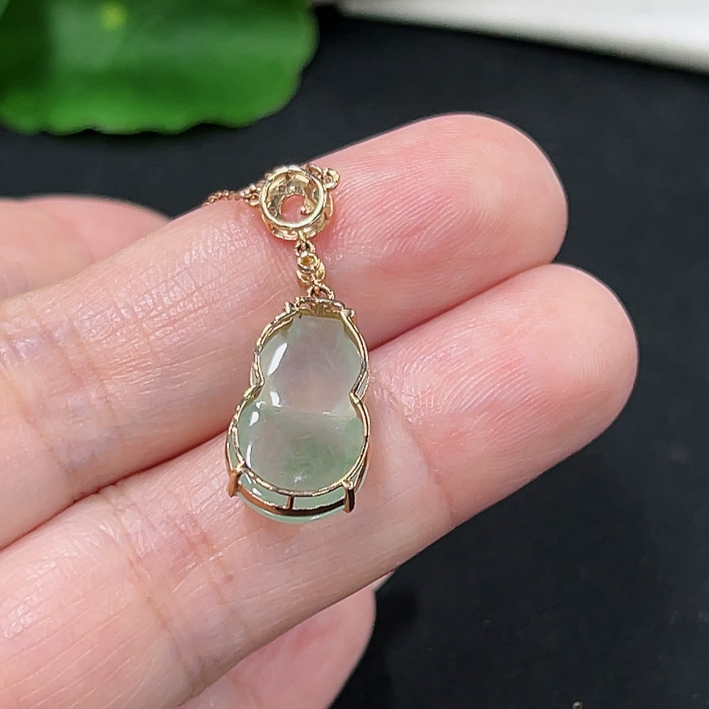 Jadeite Gourd Inlaid Pendant 18K Gold (With Diamond Accents)
