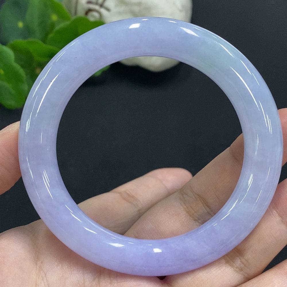 HUILIU HQ jadeite round bangle, size 56.6, weighs approx. 66.9g, smooth polished jade jewelry.