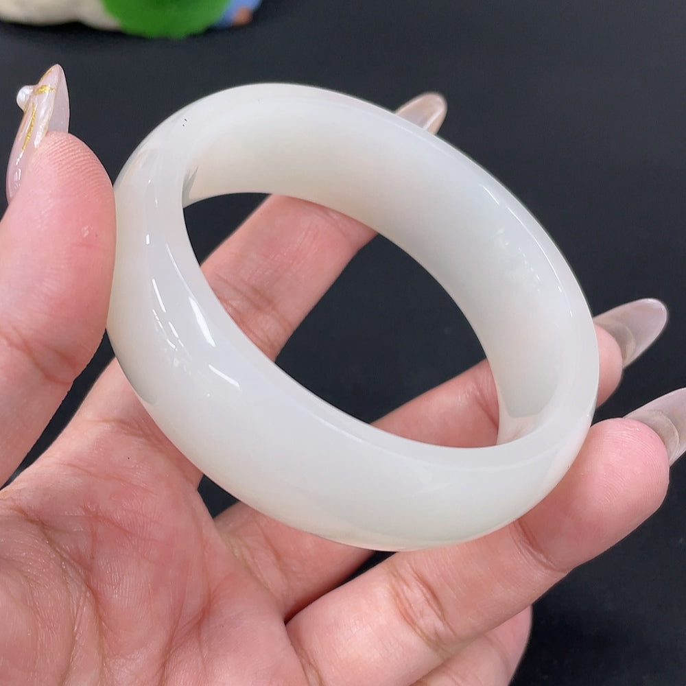 Hetian Jade Round Bracelet Size 57.2 Total Weight Approx. 74.4g