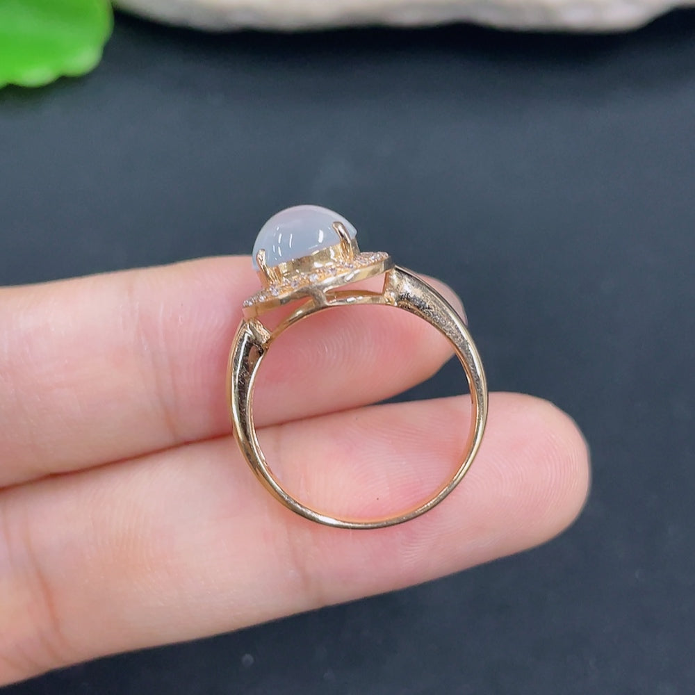 18k jadeite ring with diamond side stones, HKHQ jewelry, size 14, elegant design, total weight approximately 3.6g
