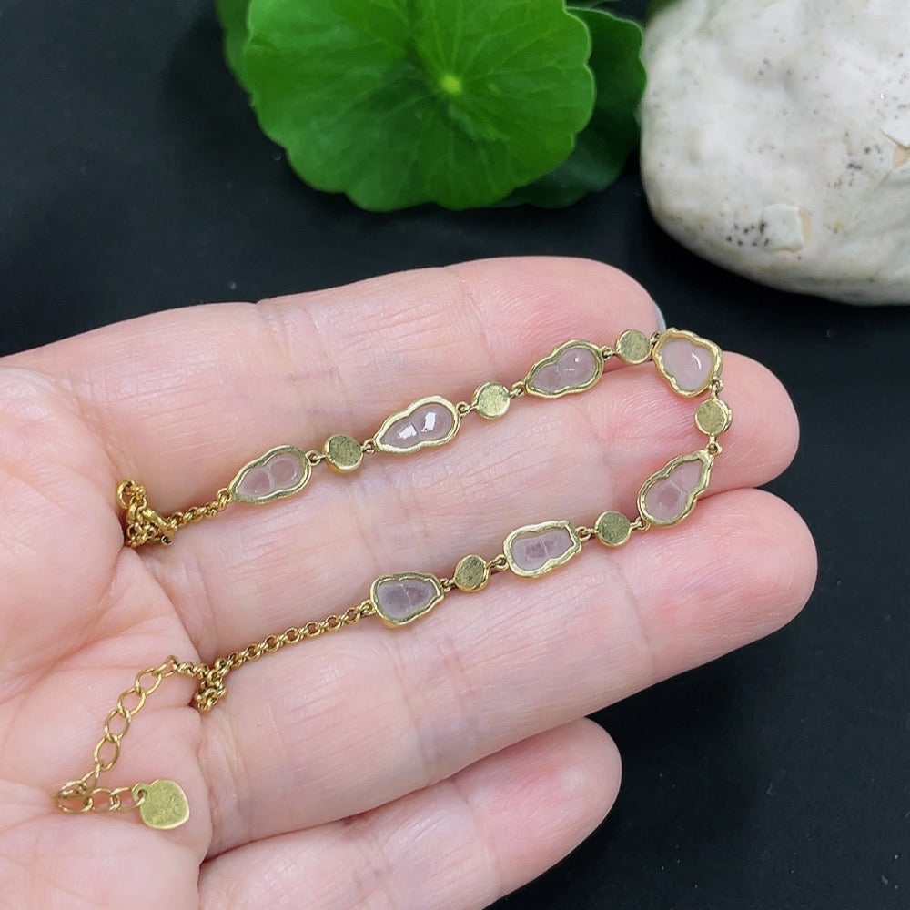 Jadeite inlaid bracelet 18K gold Total product weight approx. 3.3g (missing one cabochon)