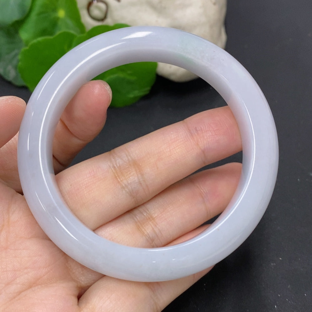 Jadeite Round Bangle
