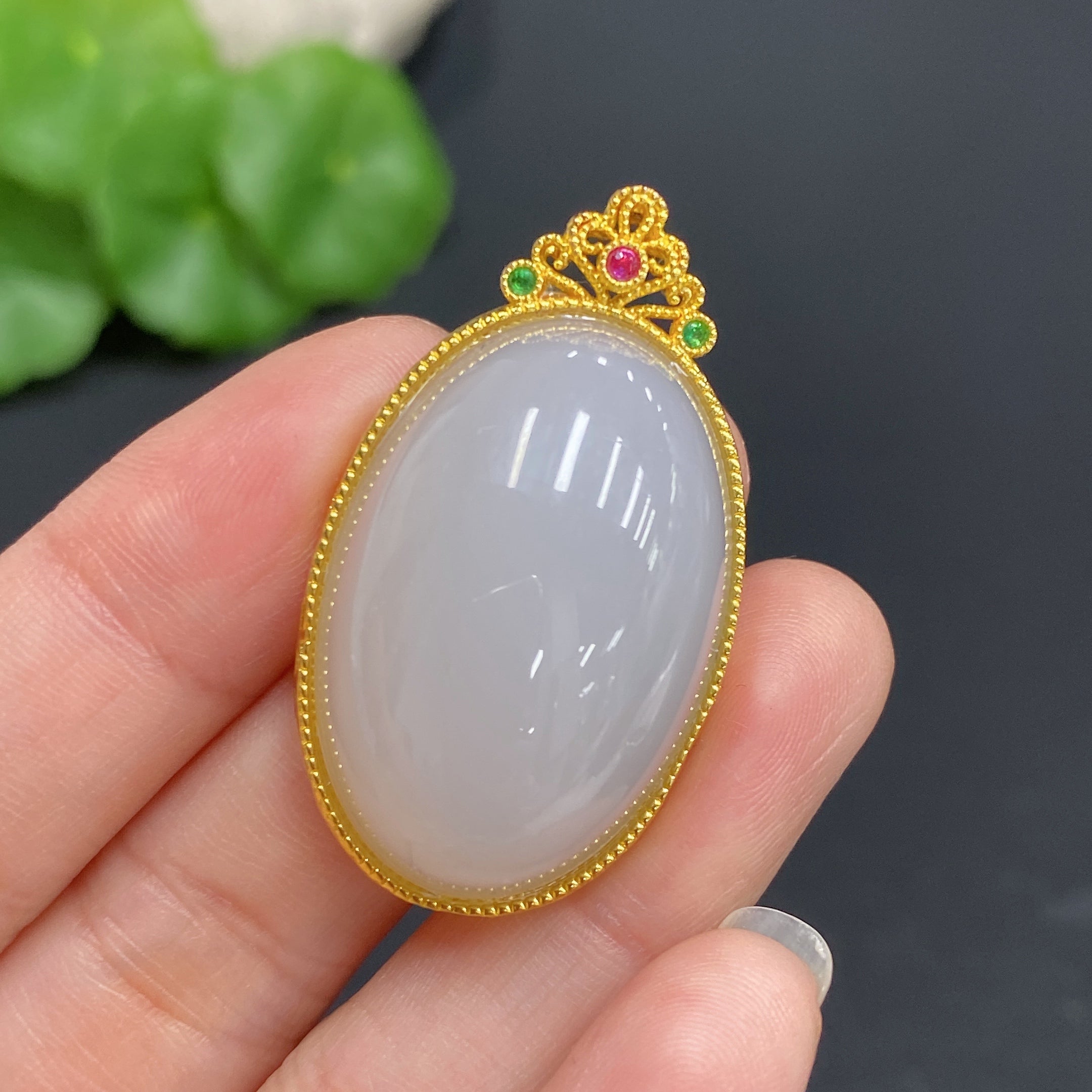 Hetian Jade Inlaid Pendant Suspected Gold-Plated Total Weight Approx. 11.2g