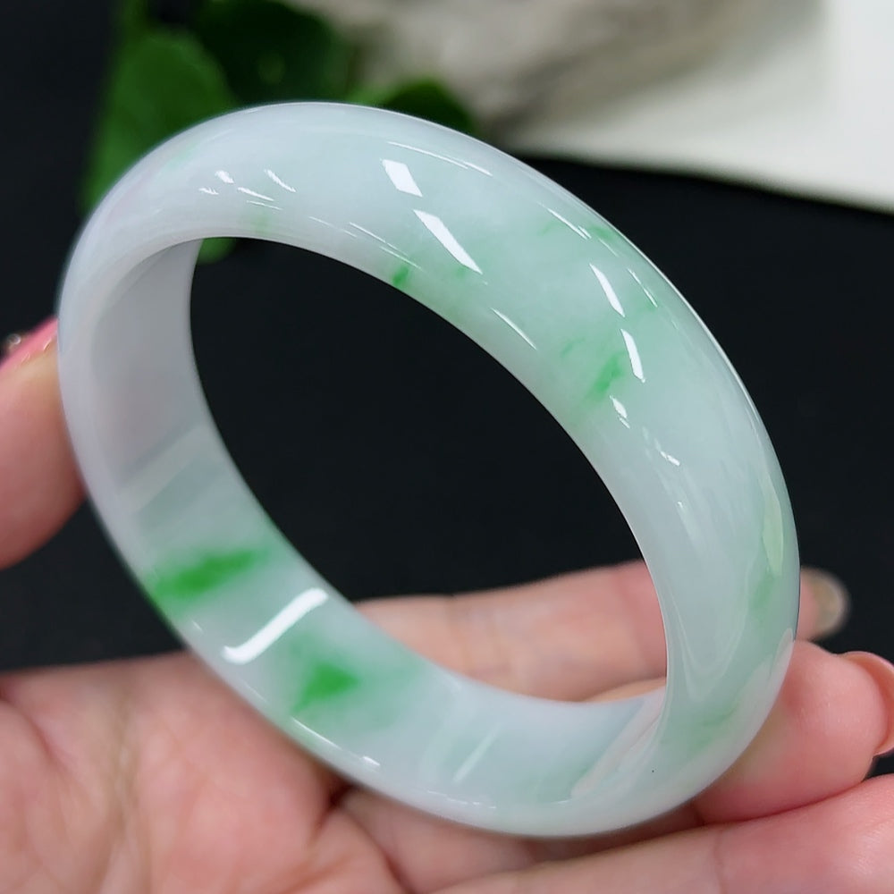 Jadeite Round Bangle