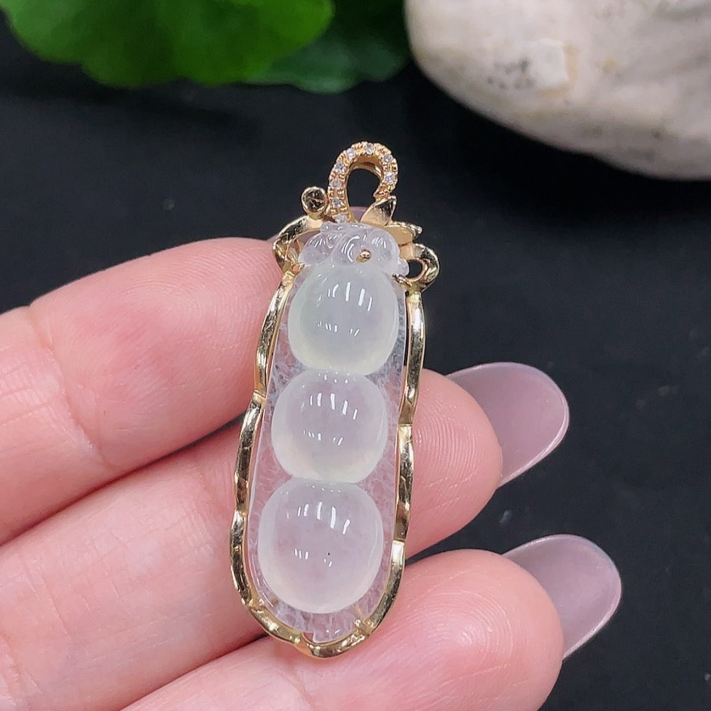 Jadeite Fu Dou Pendant . (With Diamond Accents) | Huiliu Certified
