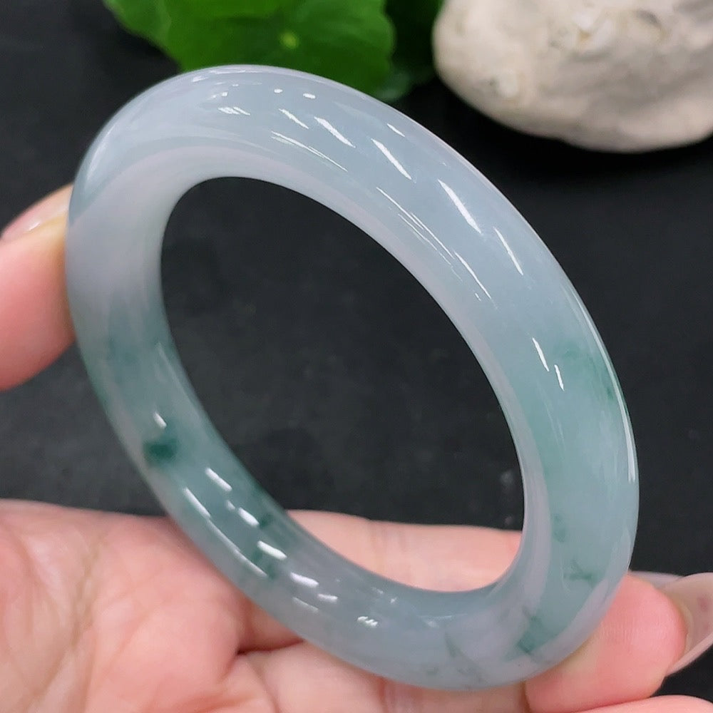 HUILIU HQ jadeite round bangle in size 56.8 with approximately 74.9g weight, showcasing smooth, polished jade surface.