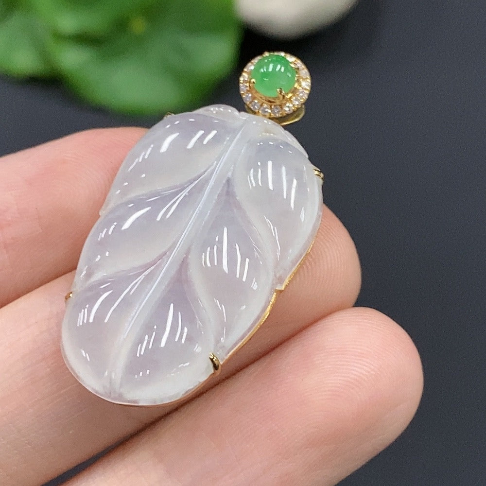 Jadeite Leaf Pendant 18K Gold Total Weight Approx. 5.1g
