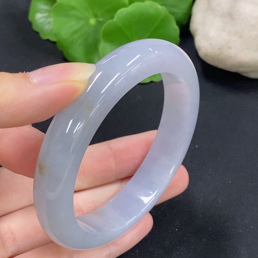 HKHQ jadeite round bangle, size 54.8 with a total weight of 55.04g, showcasing smooth, polished jade surface.