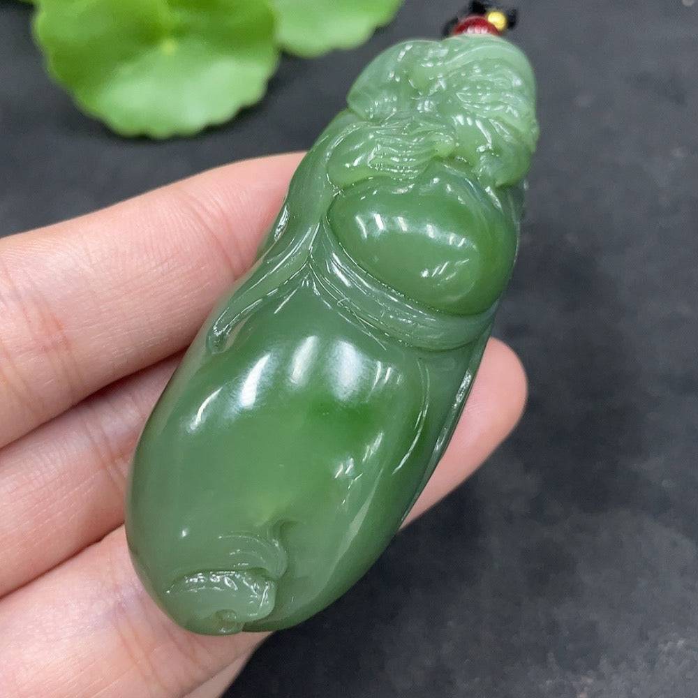Hetian jade pendant featuring the God of Wealth, weighing approximately 67.4g with rope, crafted by HUILIU HQ.