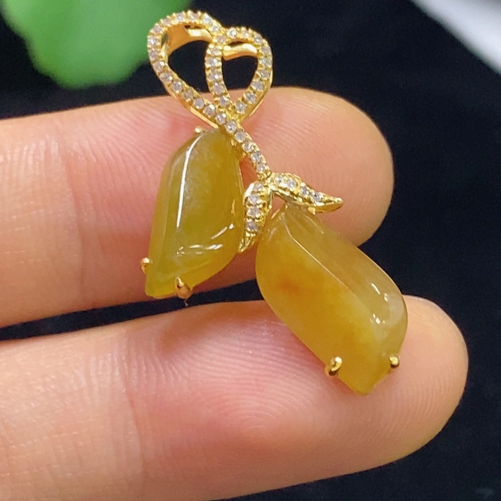 Jadeite Pendant with 18k Gold and Diamond Accents, Total Weight Approx. 2.16g