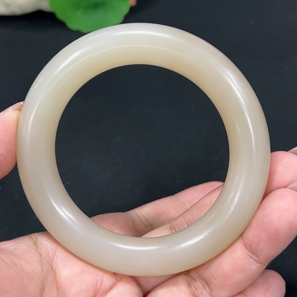 Hetian Jade Round Bangle Size 56.4 Total Weight Approx. 73.7g