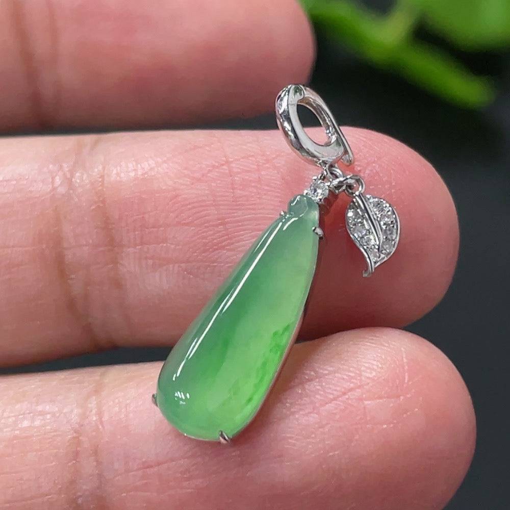 Huiliu Jadeite Auspicious Gourd Pendant with setting, featuring vibrant green jade and intricate craftsmanship.