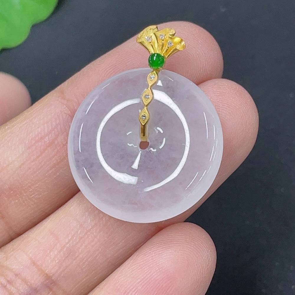Jadeite Peace Knot pendant with diamond accents, crafted by HUILIU HQ, weighs approximately 4.05g, featuring a detailed jade jade design.