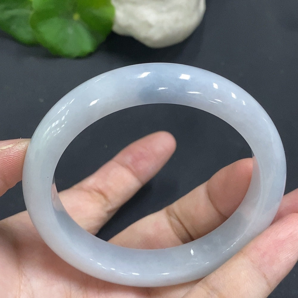 Jadeite Round Bangle Size 56 Total Weight 52.823g