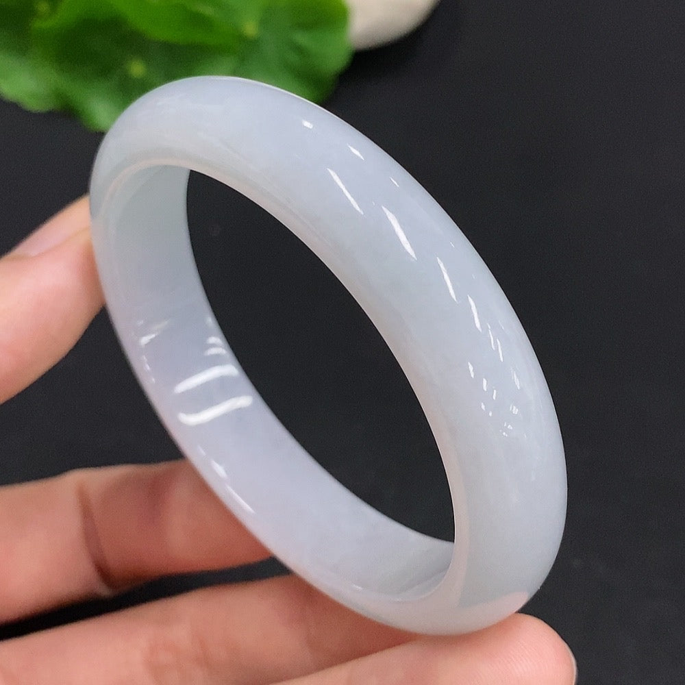 Jadeite Concubine Bracelet Total Weight Approx. 42.3g Size 55.5/50