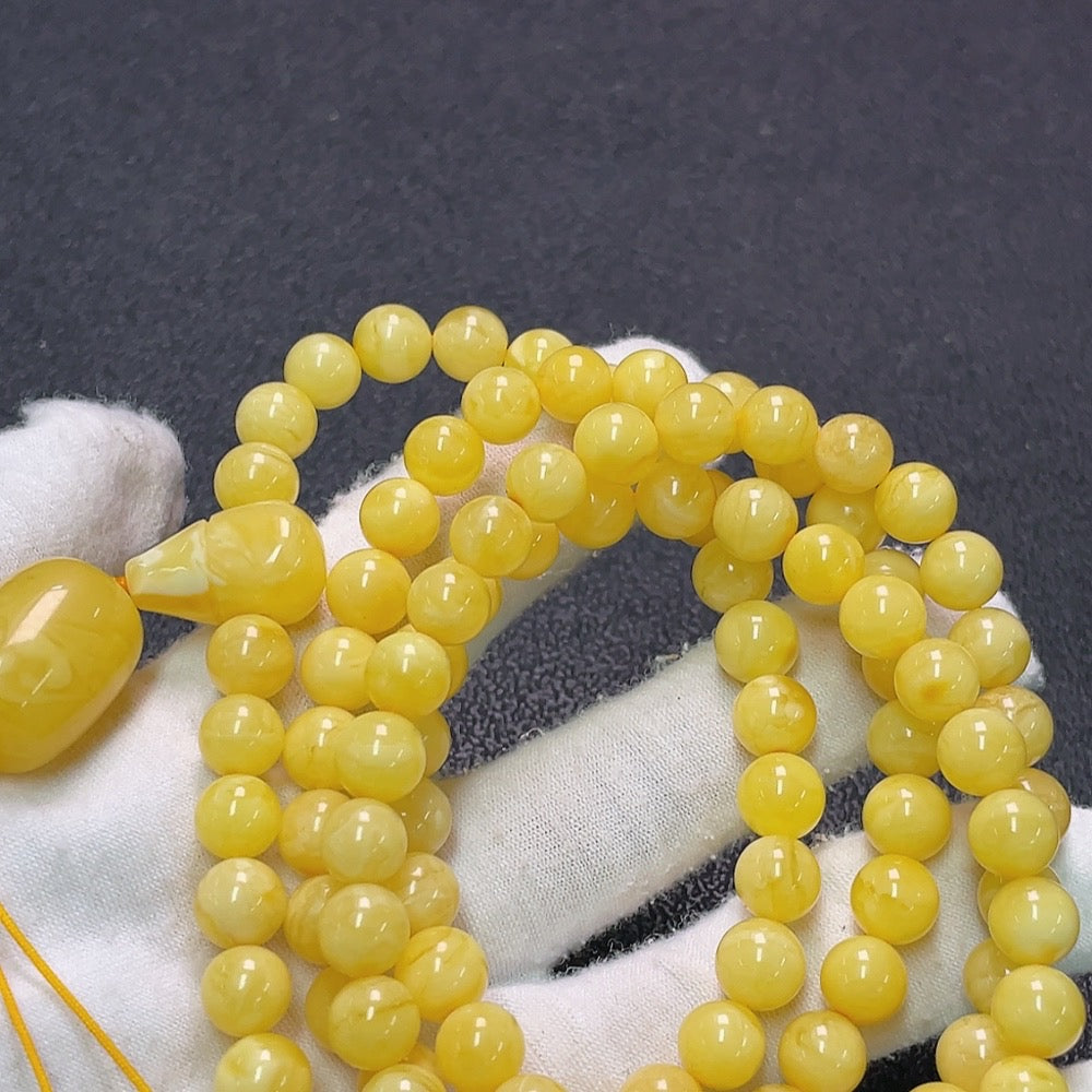 Amber Beeswax Bead Strand Total Weight Approx. 40.14g Size About 7.6mm