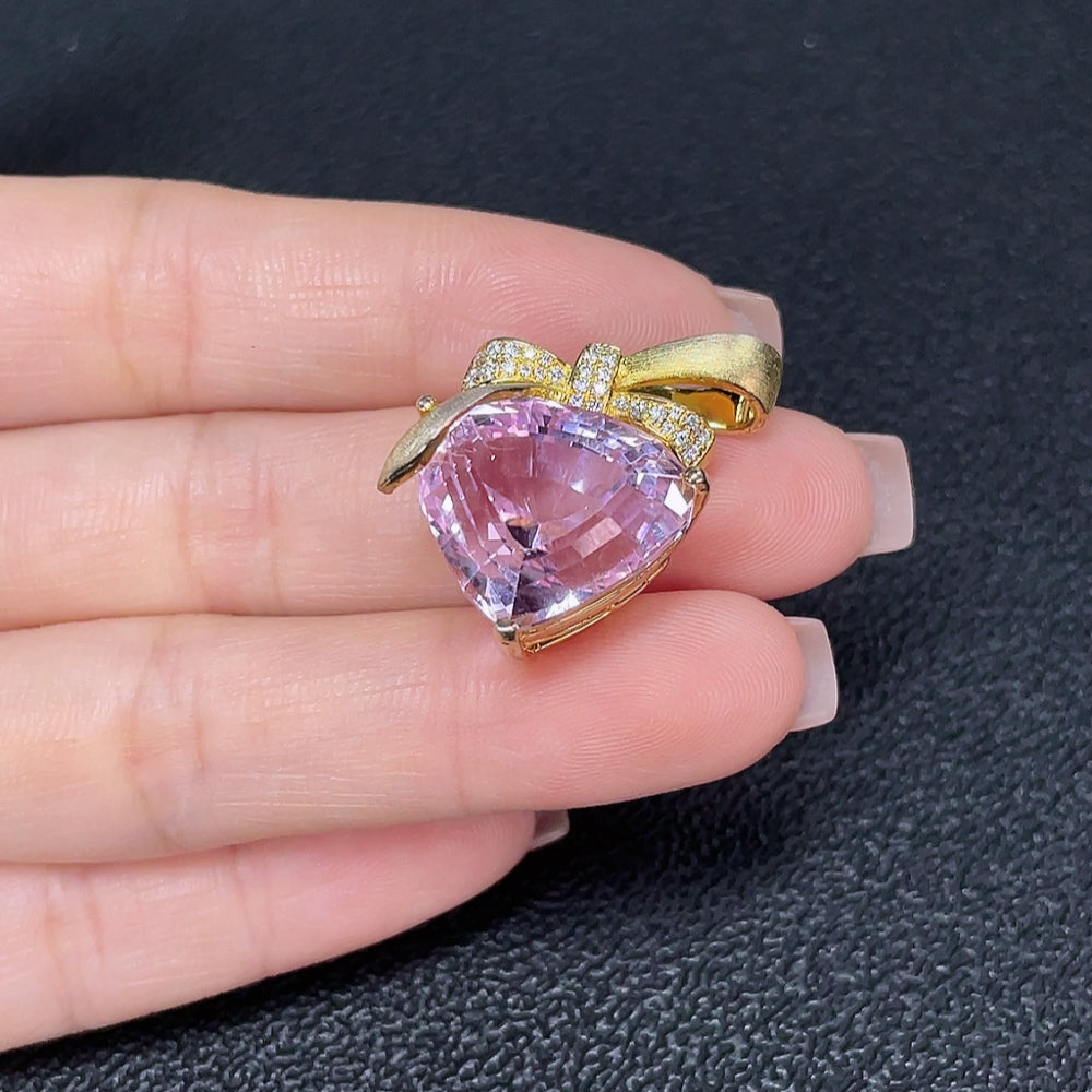 Spodumene Pendant Non-Gold Total Weight Approx. 9.06g