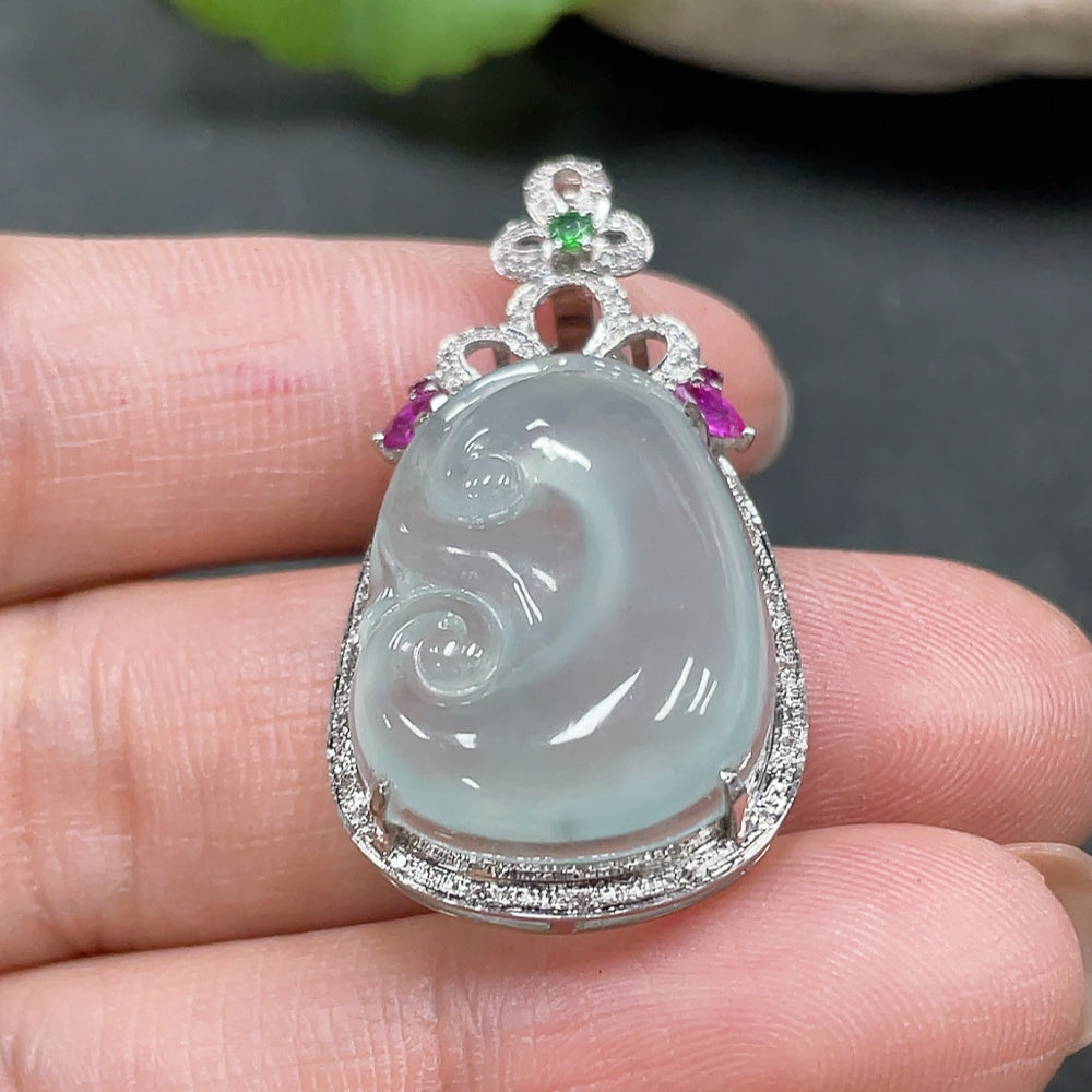Jadeite Ruyi Pendant 18K Gold Inlaid Total Weight Approx. 6.4g