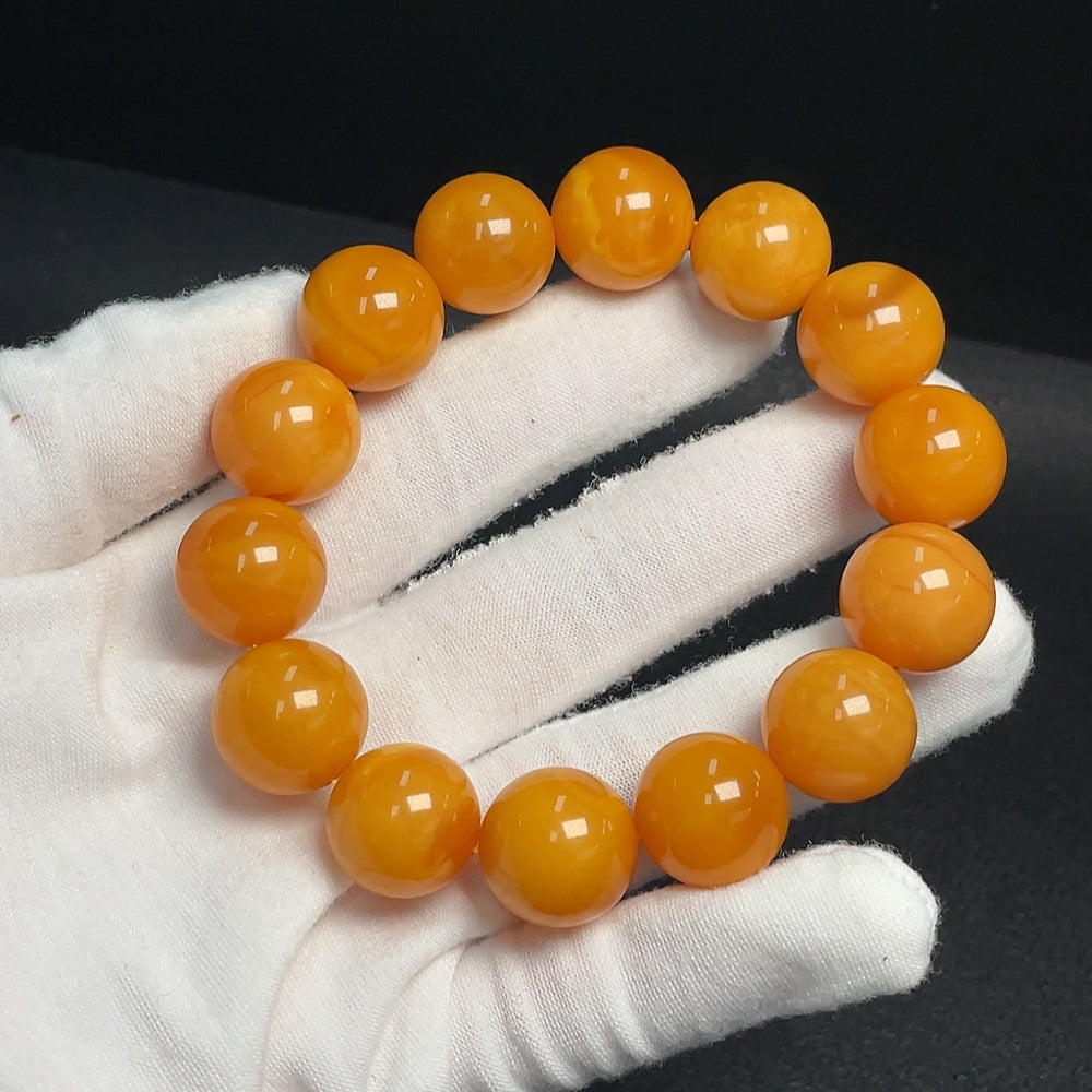 Amber Beeswax Bracelet . Size About 15.8mm | Huiliu Certified