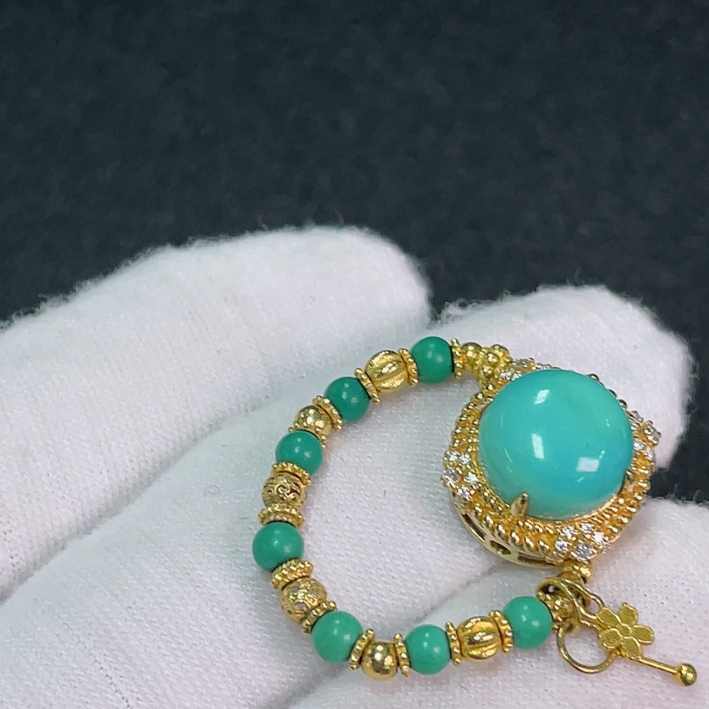 Turquoise gemstone jewelry with mineral components, gold content Au 66%, various sizes, non-diamond, HKHQ brand, 3.88g total weight.