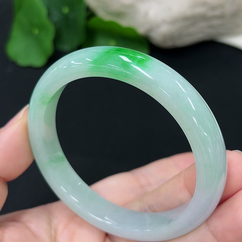 Jadeite Round Bangle