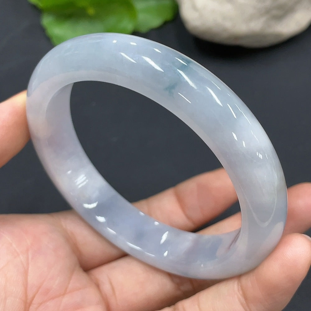 Jadeite Round Bangle, Inner Diameter 55.5, Total Weight 56.530g