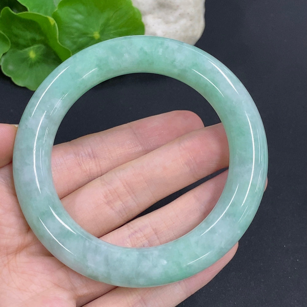 Jadeite Round Bangle