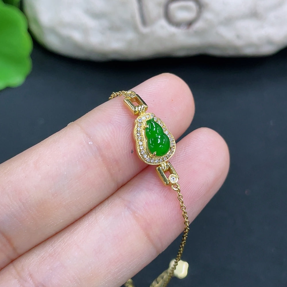 Jadeite Bracelet 18K Gold with Diamond Accents