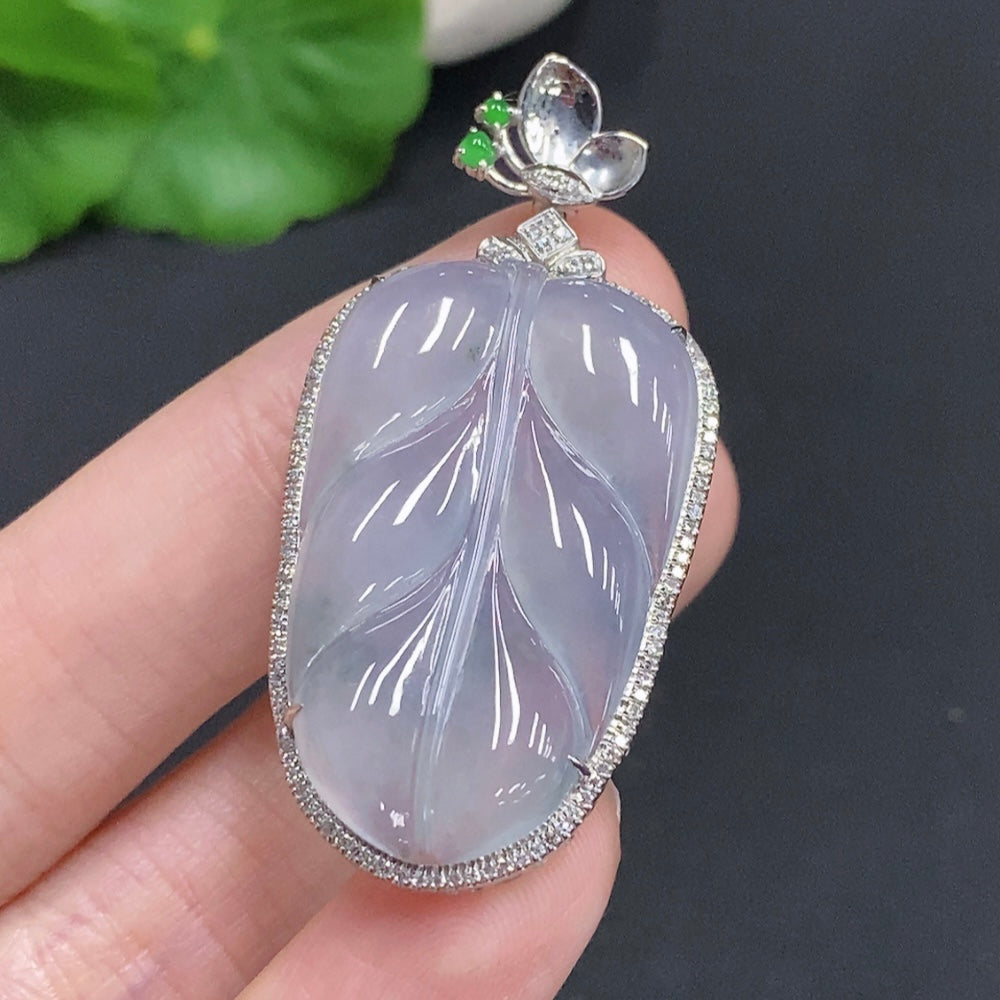 Jadeite Leaf Inlay Pendant Inlaid with Diamonds Approximately | Huiliu Certified