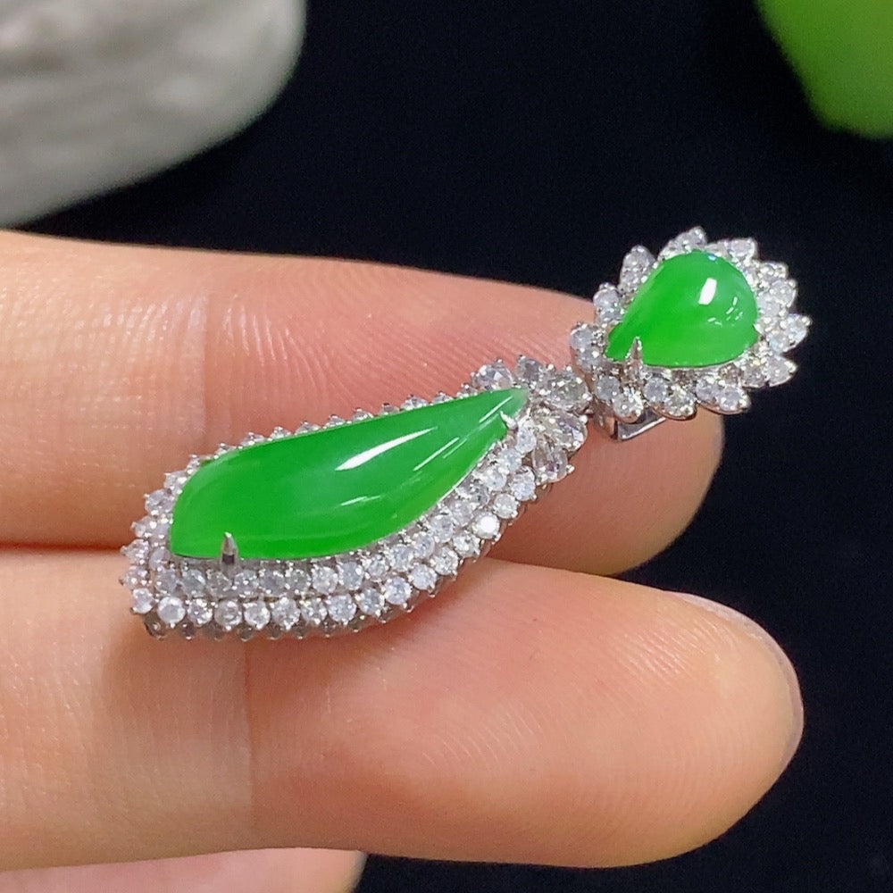 Jadeite Pendant with 18k Gold and Diamond Accents