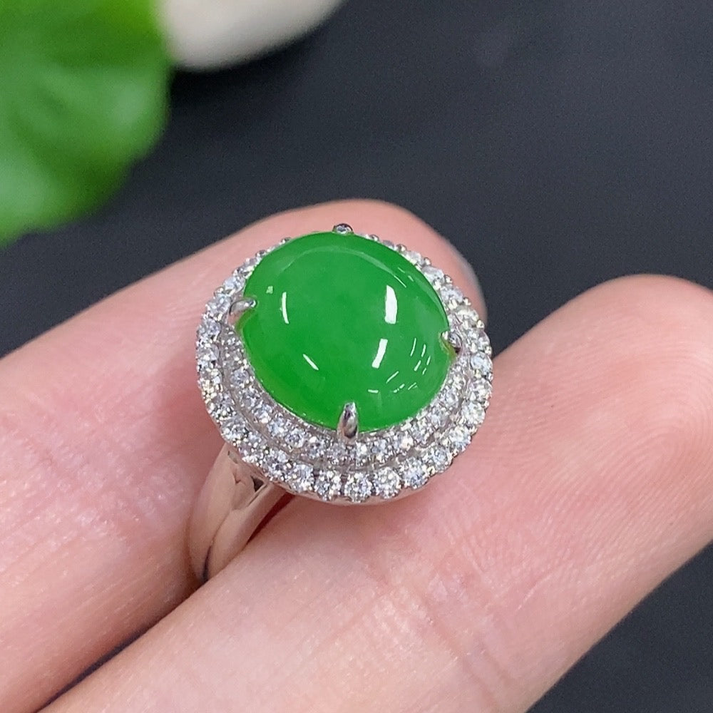 Jadeite Cabochon Ring 18k Gold Total Weight Approx. 3.6g Size 11 with Diamond Accents