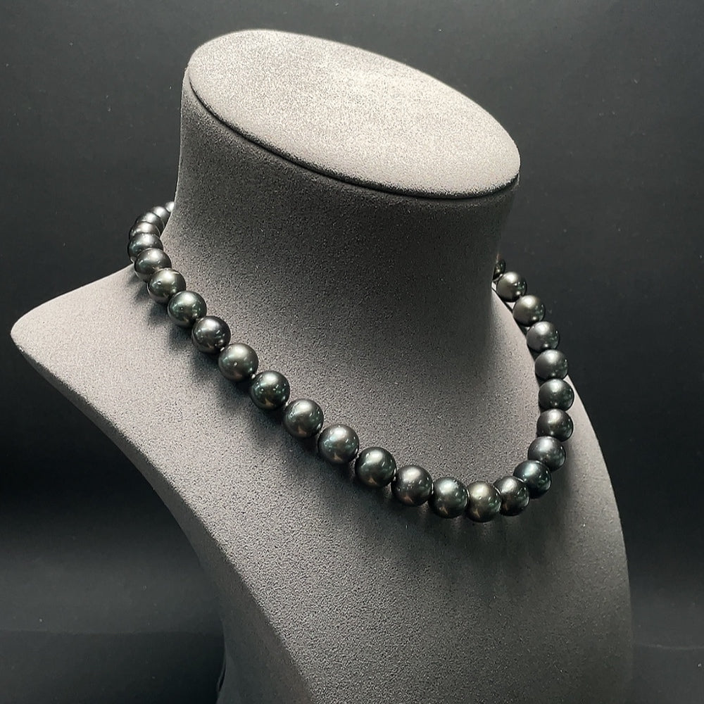 Seawater Pearl Necklace Non-Gold Total Weight Approx. 69.6g Size 8.8-11.7mm