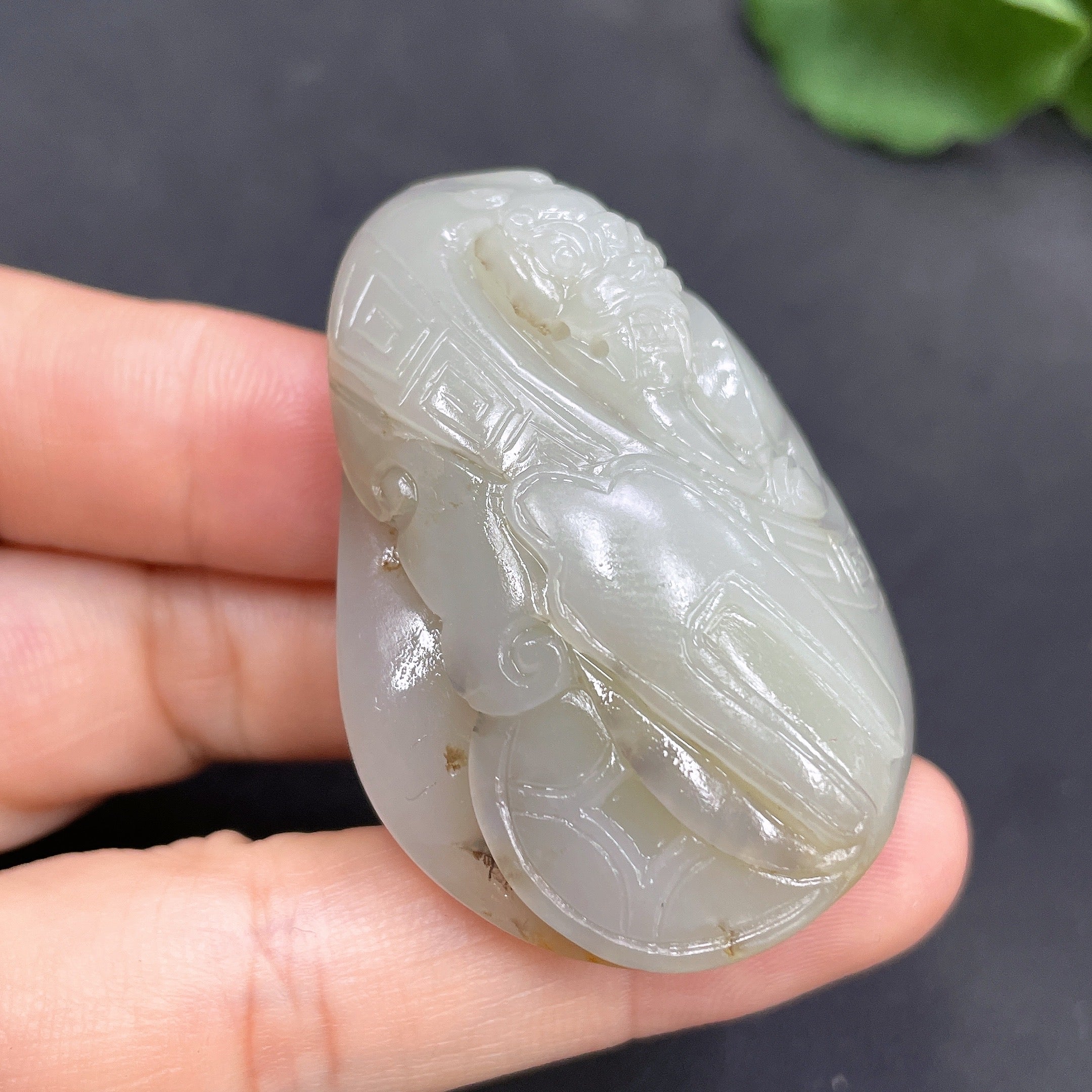 Hetian Jade Pendant Auspicious Beast Undetermined Skin Color Origin Total Weight Approx. 42.5g