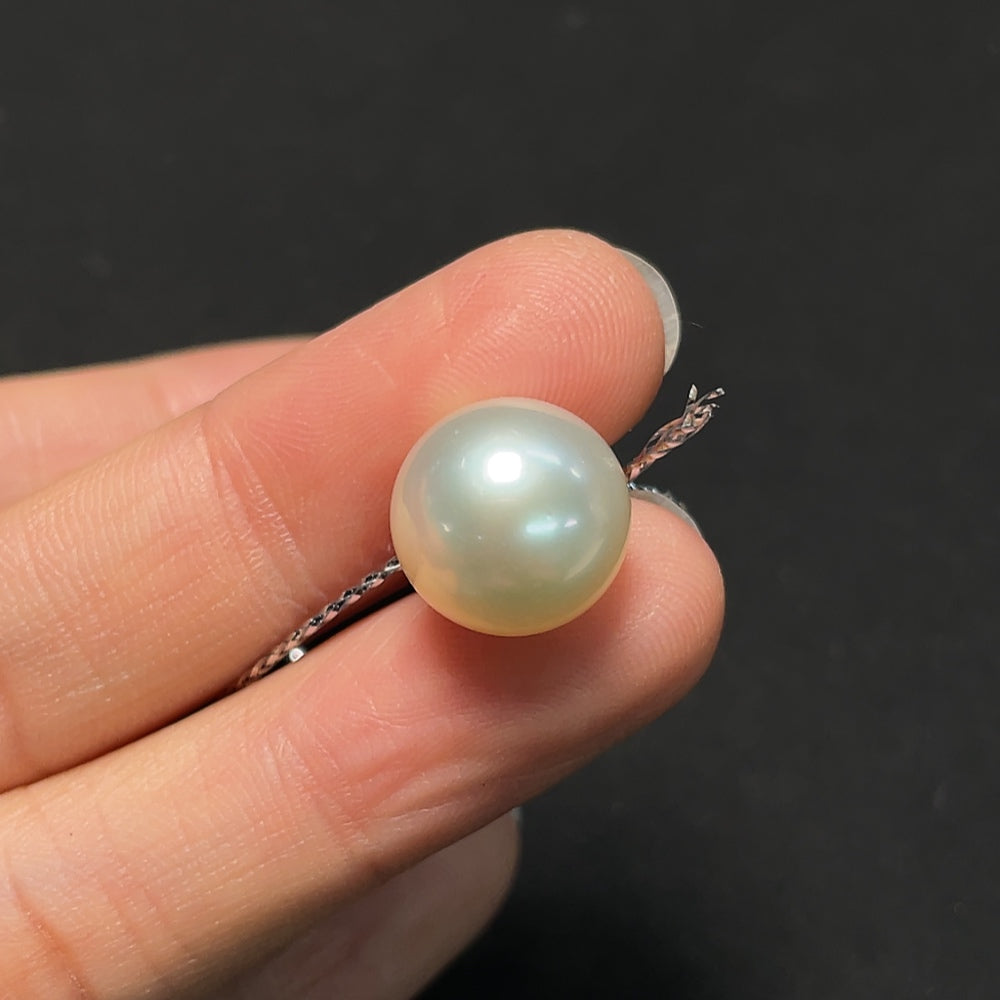 Seawater Pearl Pendant Non-Diamond 18K Gold Total Weight with Rope Approx. 3.01g Size About 12.4mm