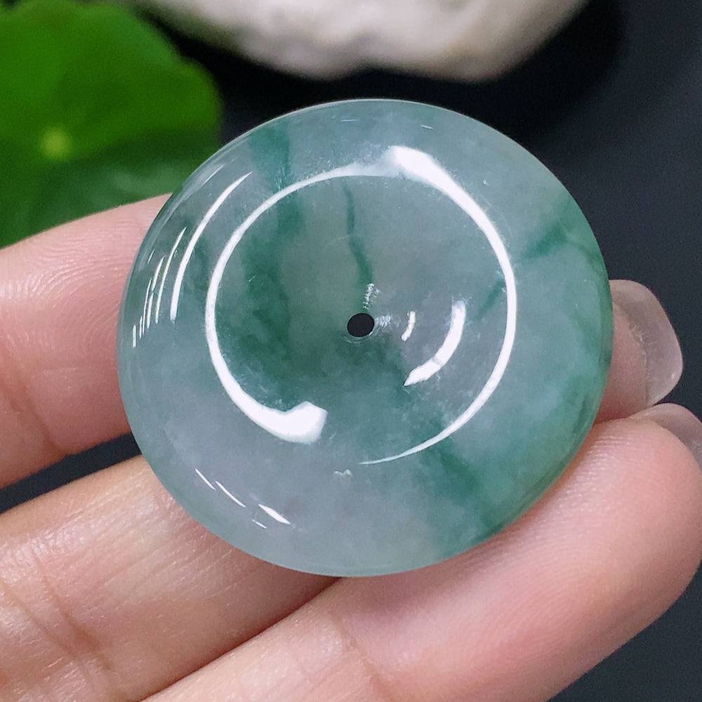 Jadeite pendant featuring a peace knot design, crafted from jade, weighing approximately 9.58g, by HUILIU HQ.