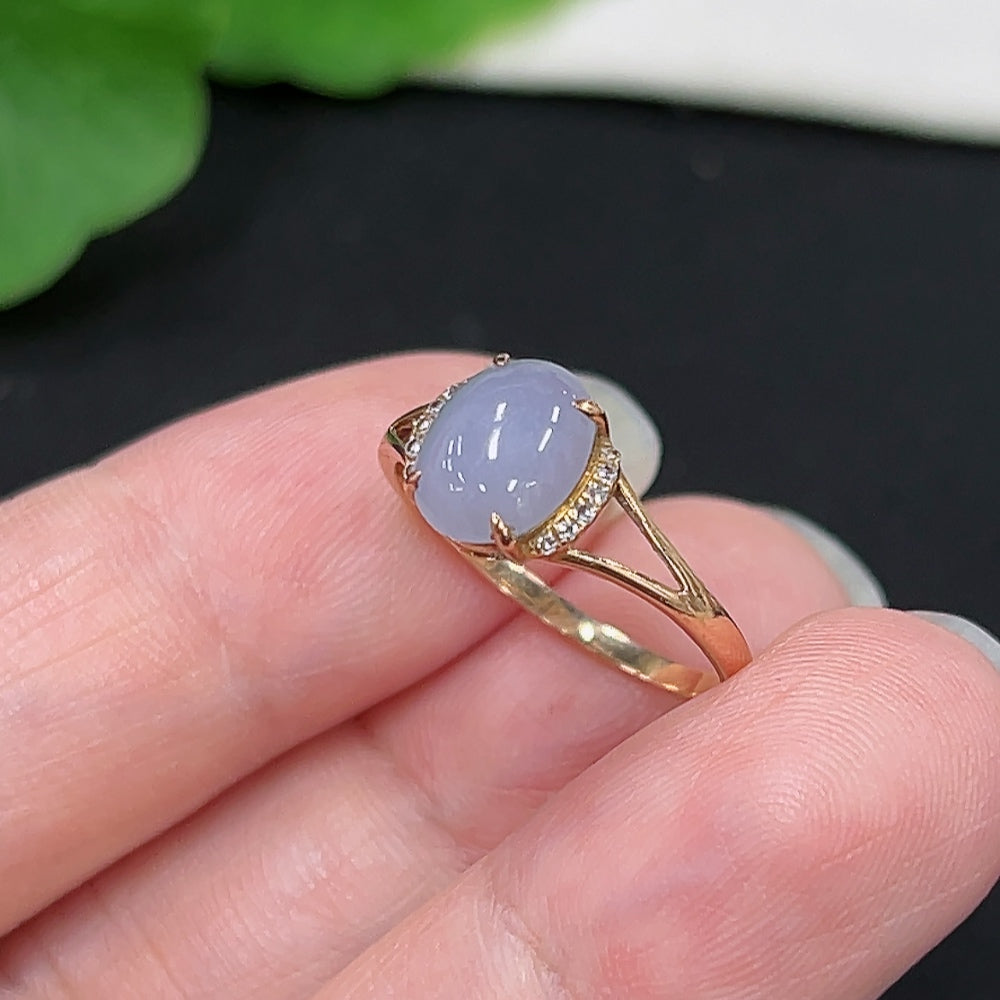 HKHQ jadeite inlaid ring in 18K gold, size 12, featuring smooth jade gemstone, weighs approximately 1.6g.