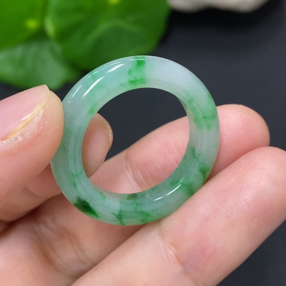 HKHQ jadeite ring size 20, handcrafted jewelry with a smooth green jadeite band, weighs approximately 4.8 grams.