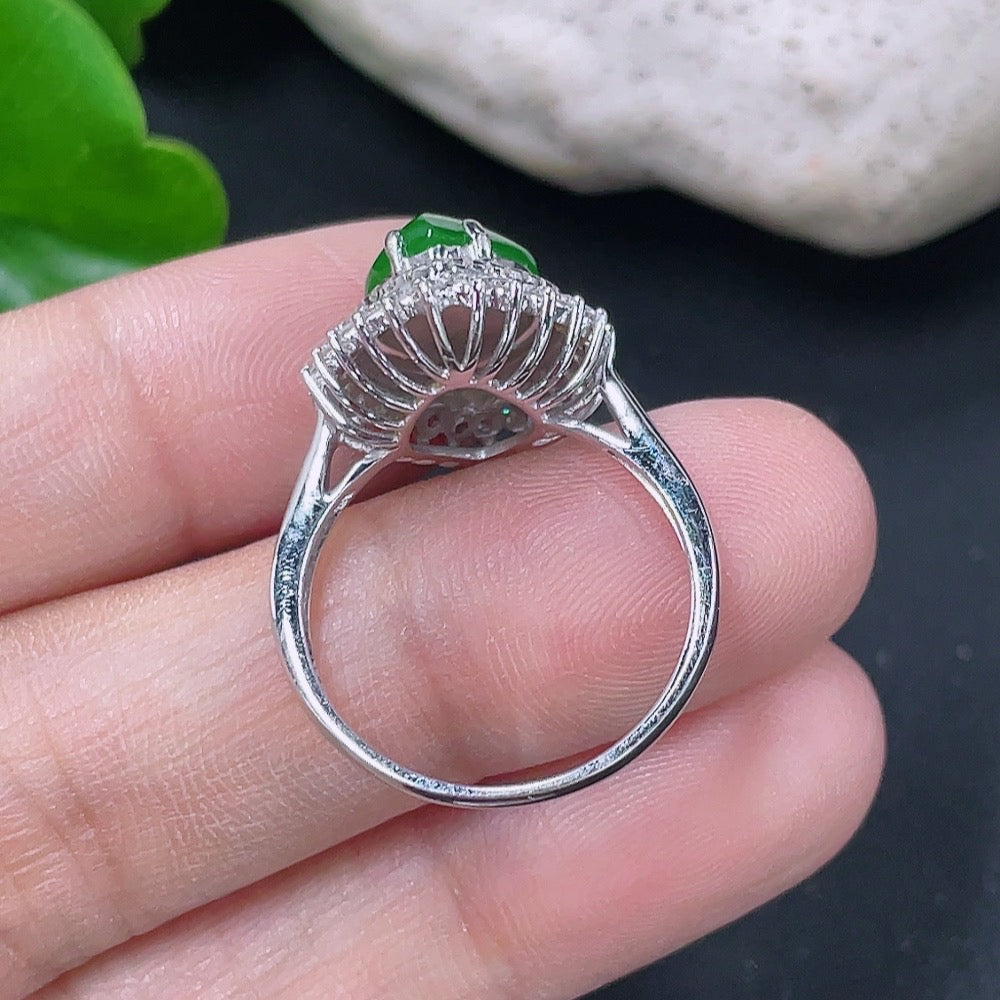 Jadeite Inlaid Ring 18k with Diamond Accents