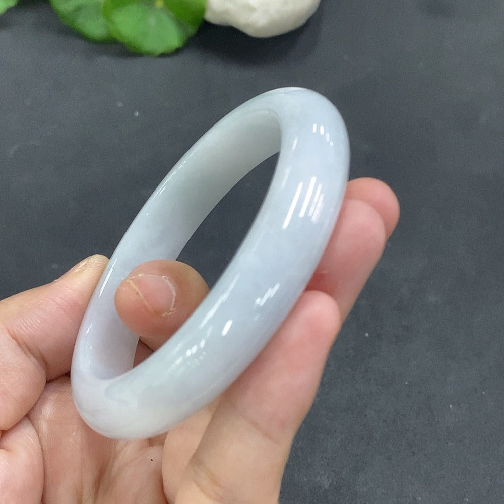 Jadeite Round Bangle Size 56 Total Weight 52.823g
