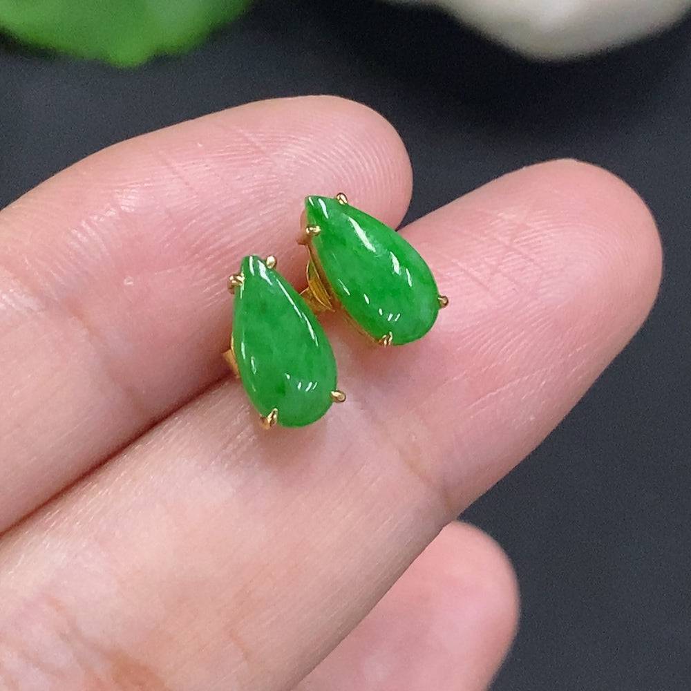 Jadeite ear studs with 18K gold setting, featuring green jade stones, lightweight jewelry from HUILIU HQ.