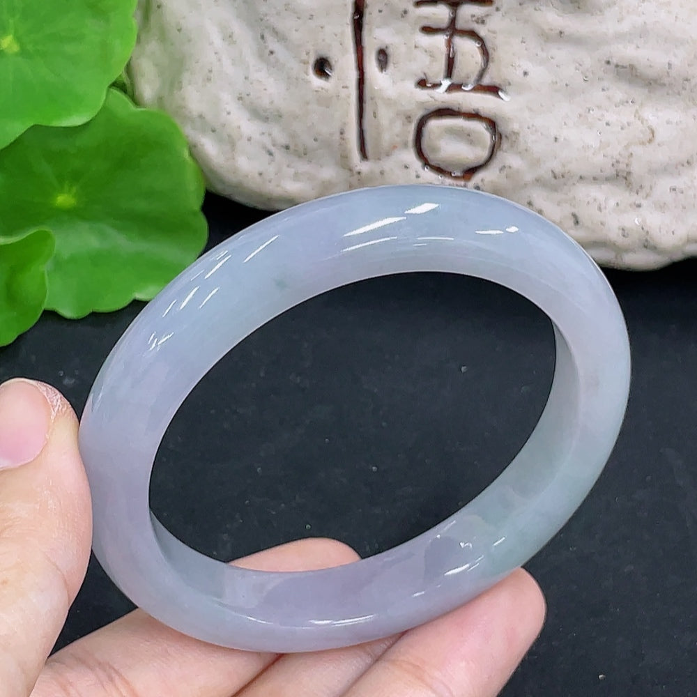 Jadeite Imperial Concubine bangle by HKHQ with size 53.4/49 and weight 42.1g, showcasing smooth, polished jadeite bracelet details.