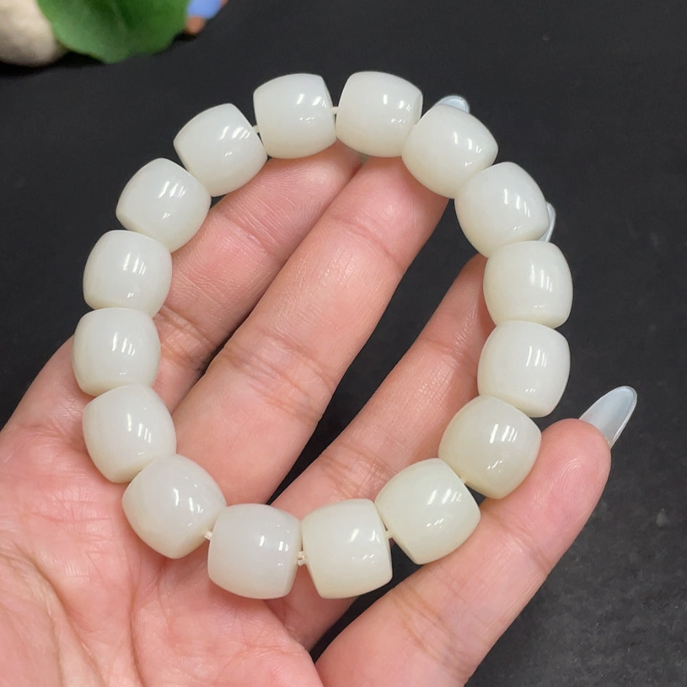 Hetian Jade Bracelet, Approx. 12.6 mm Beads, Total Weight Approx. 60.8g