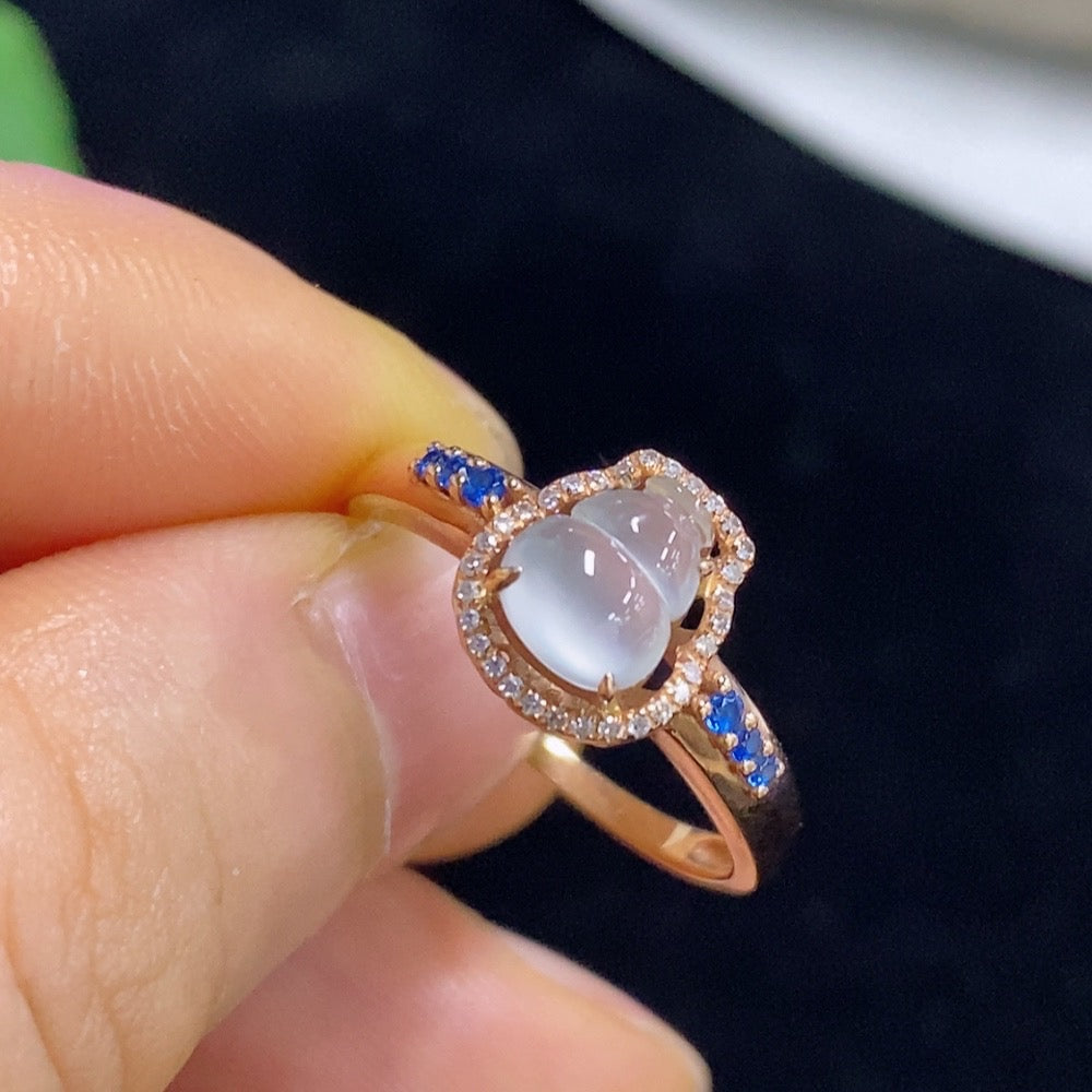Jadeite Gourd Inlaid Ring 18k with Diamond Size 18 Total Weight Approx. 3.09g