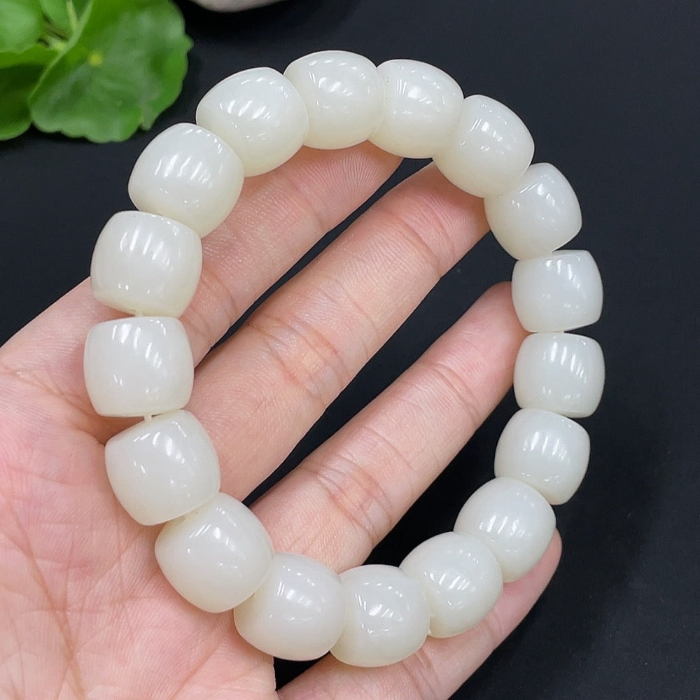 Hetian Jade Bracelet Approx. 12.6mm Total Weight Approx. 63g