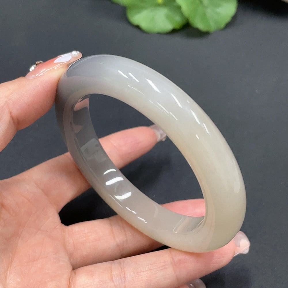 Hetian Jade Round Bracelet Size 58.5 Total Weight Approx. 72.04g