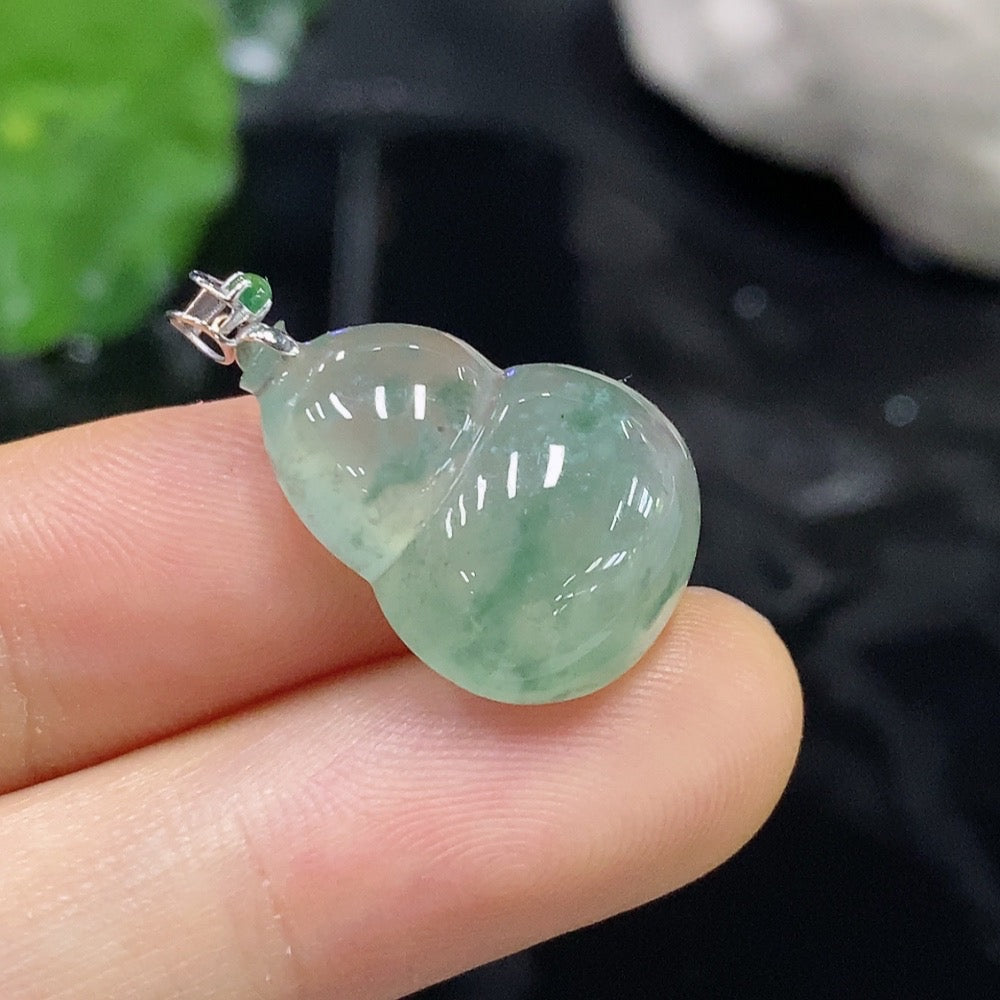 Jadeite Gourd Pendant with Bezel | Huiliu Certified