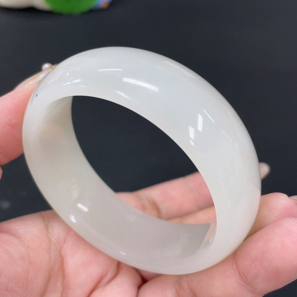 Hetian Jade Round Bracelet Size 57.2 Total Weight Approx. 74.4g